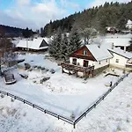 Semesterbostad Pod Grunom